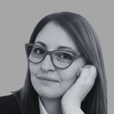 M. Florencia Efkhanian
